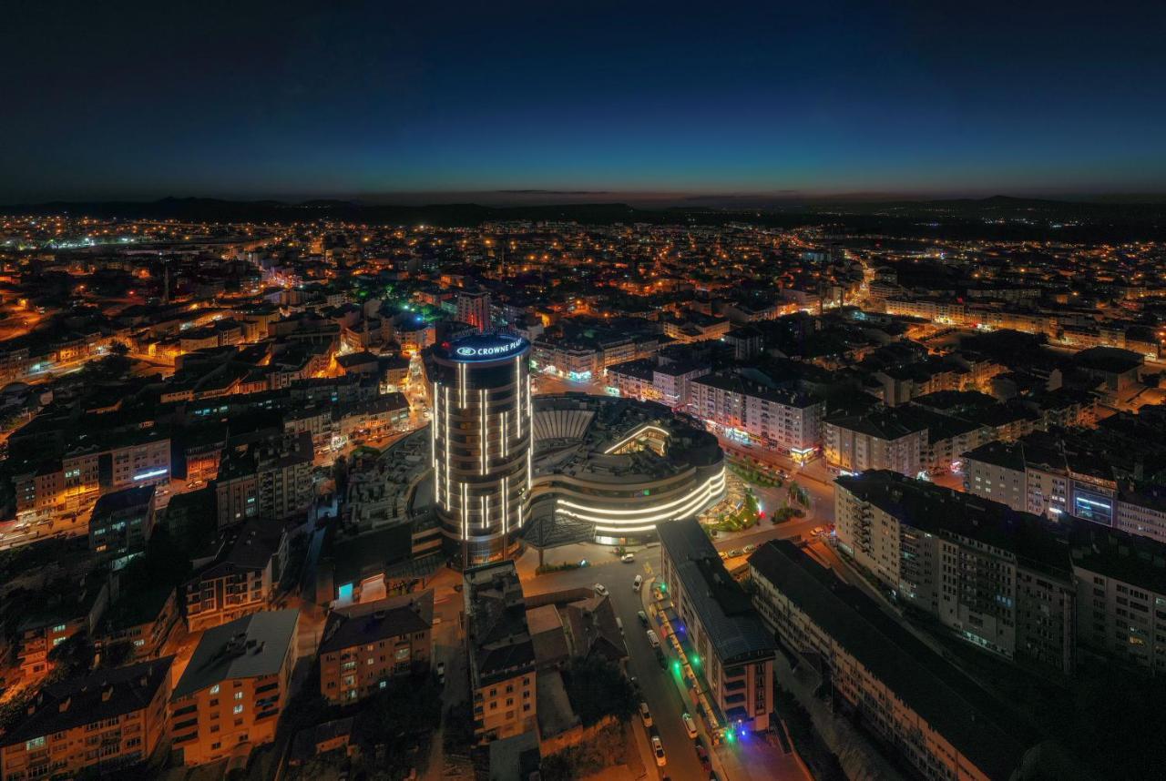 Crowne Plaza Cappadocia - Nevsehir By Ihg Hotel Bagian luar foto